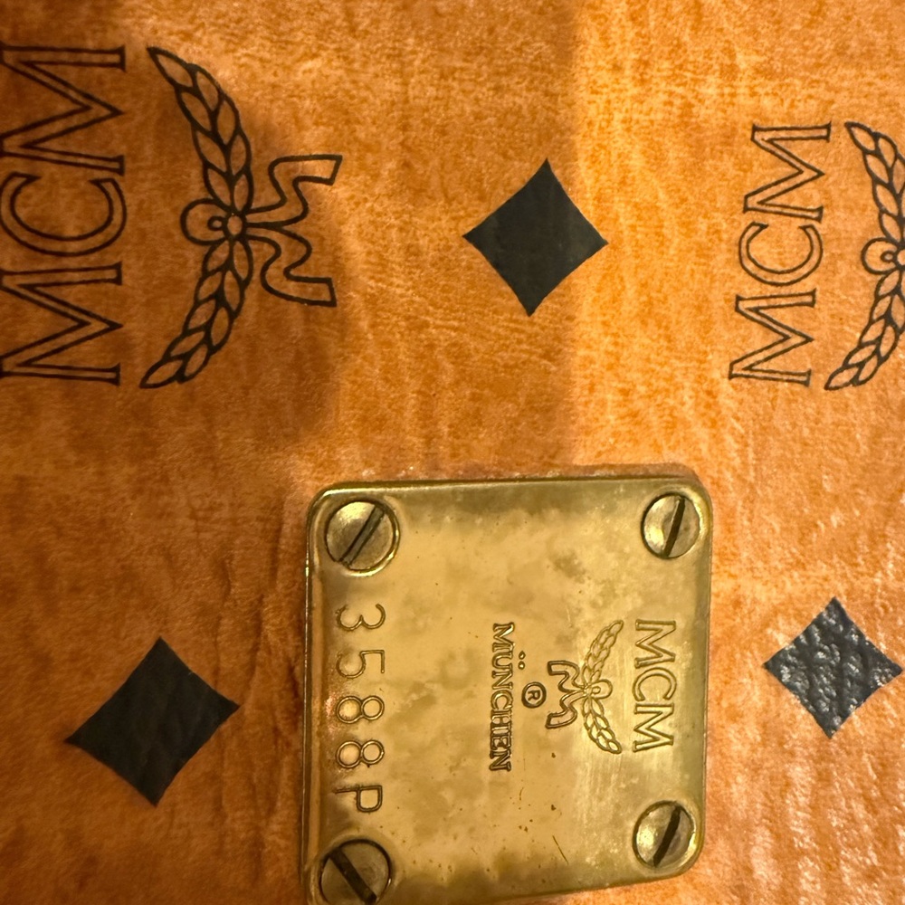 MCM Visetos Monogram Clutch Pouch - Picture 3 of 16